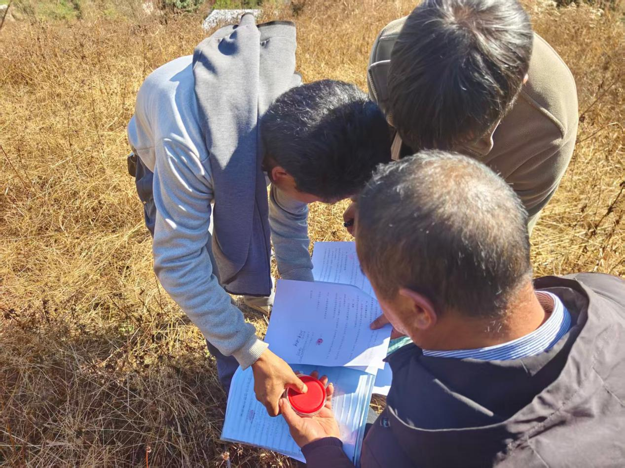 兴云煤矿开展高压线路专项巡查 筑牢矿区供电安全防线